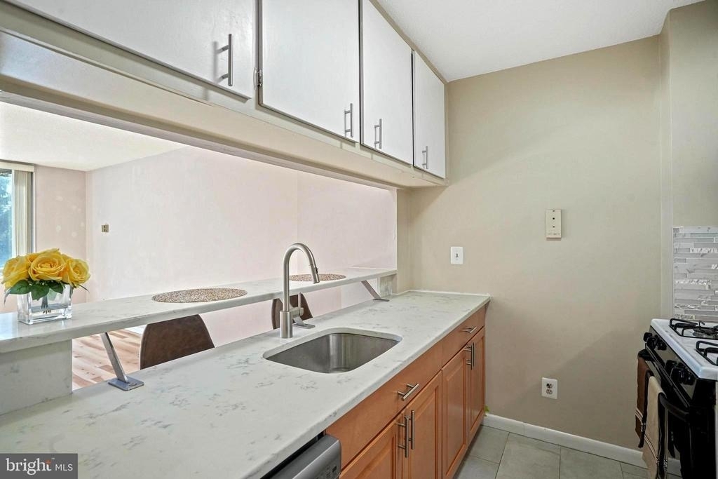 11801 Rockville Pike - Photo 6