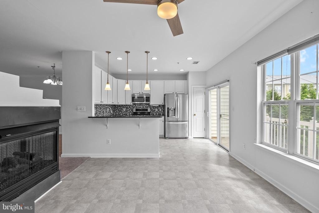 206 Heathwalk Street - Photo 8