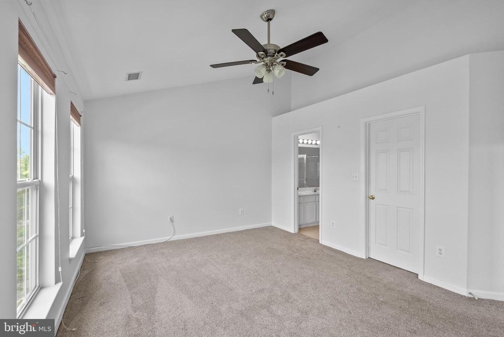 206 Heathwalk Street - Photo 13