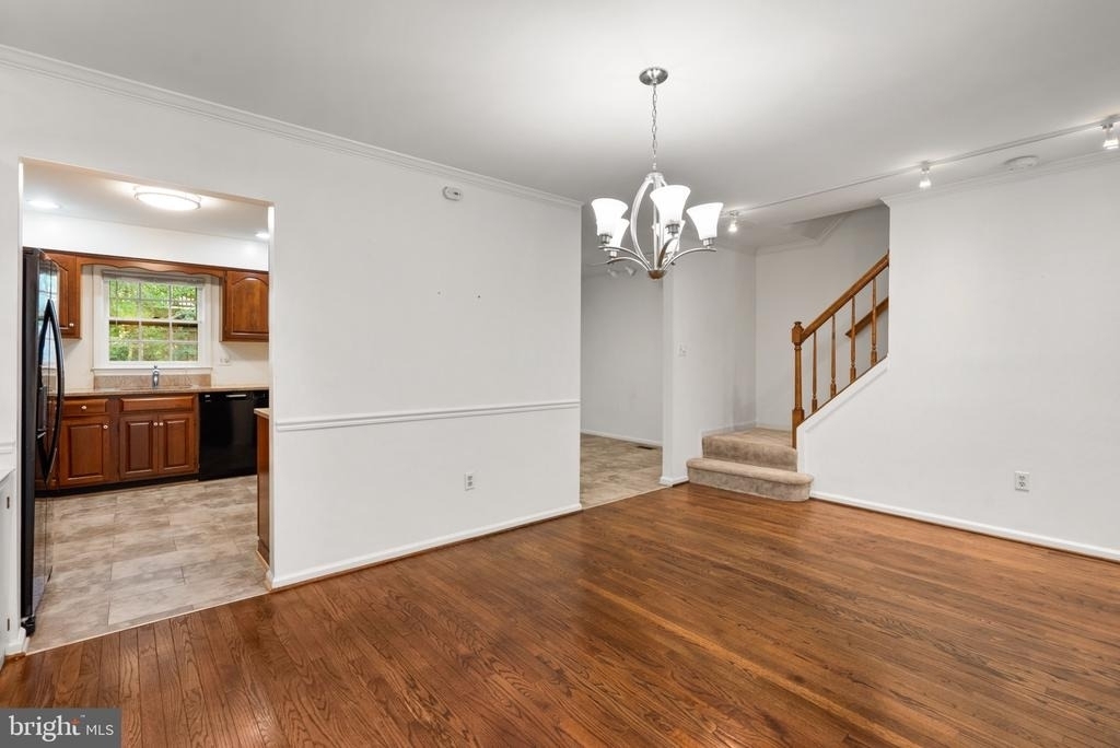 11017 Cedarwood Drive - Photo 7