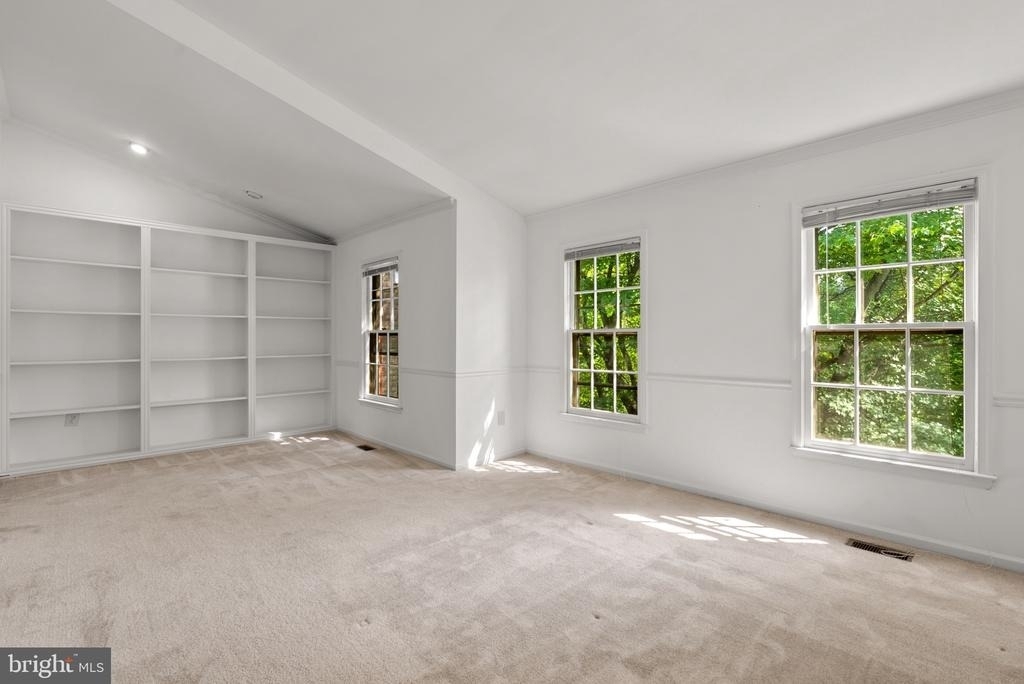 11017 Cedarwood Drive - Photo 17