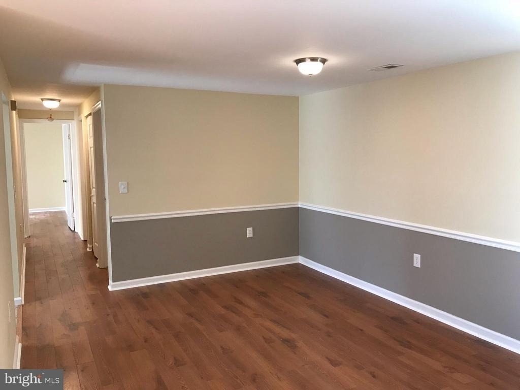 18120 Chalet Drive - Photo 7