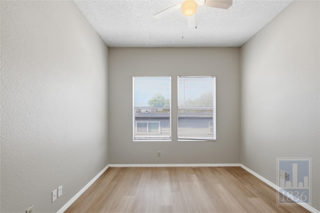 2804 Rio Grande St - Photo 17