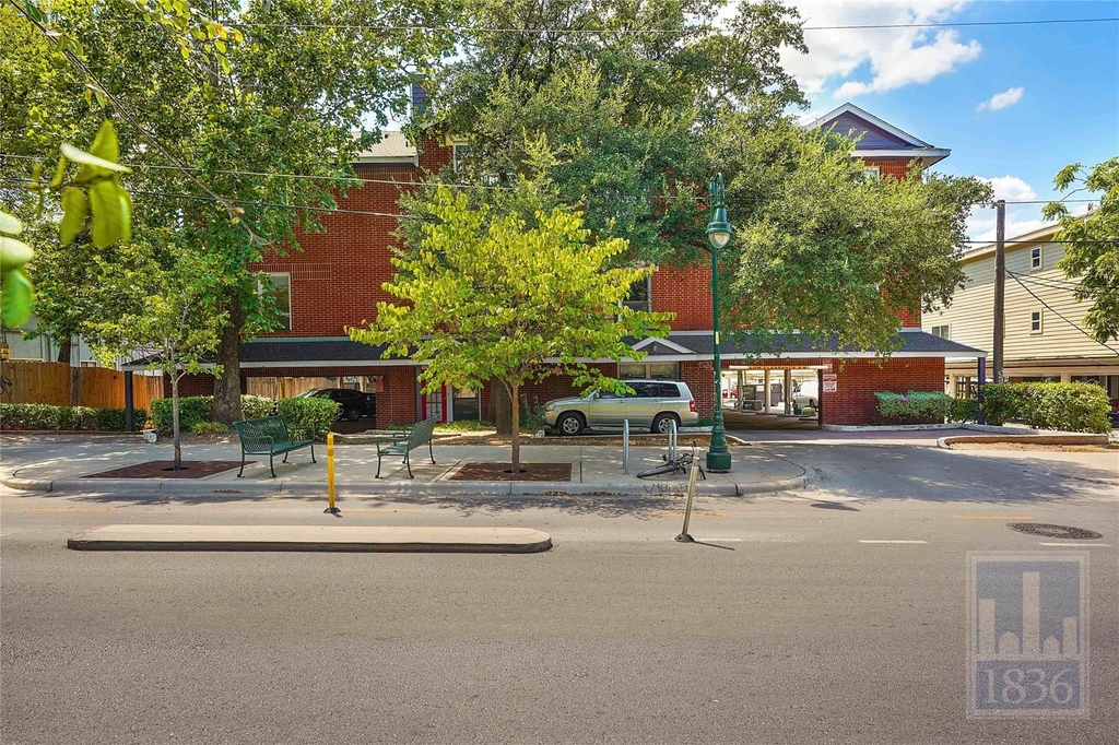 2804 Rio Grande St - Photo 23