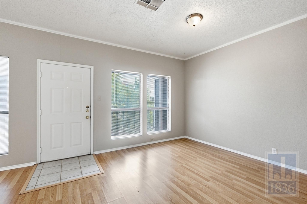 2804 Rio Grande St - Photo 9