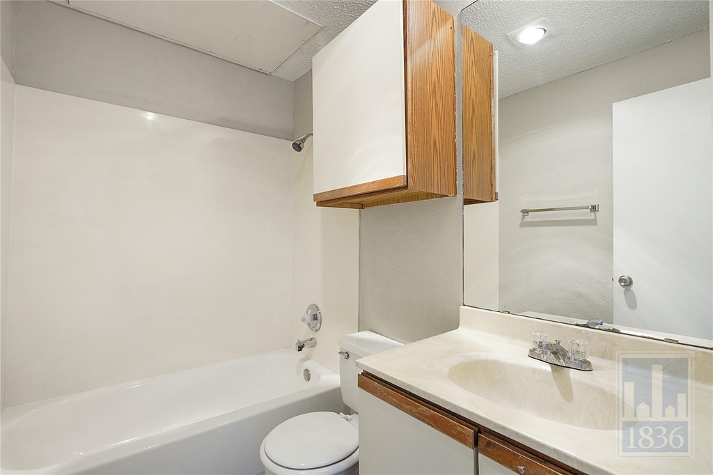 2804 Rio Grande St - Photo 11