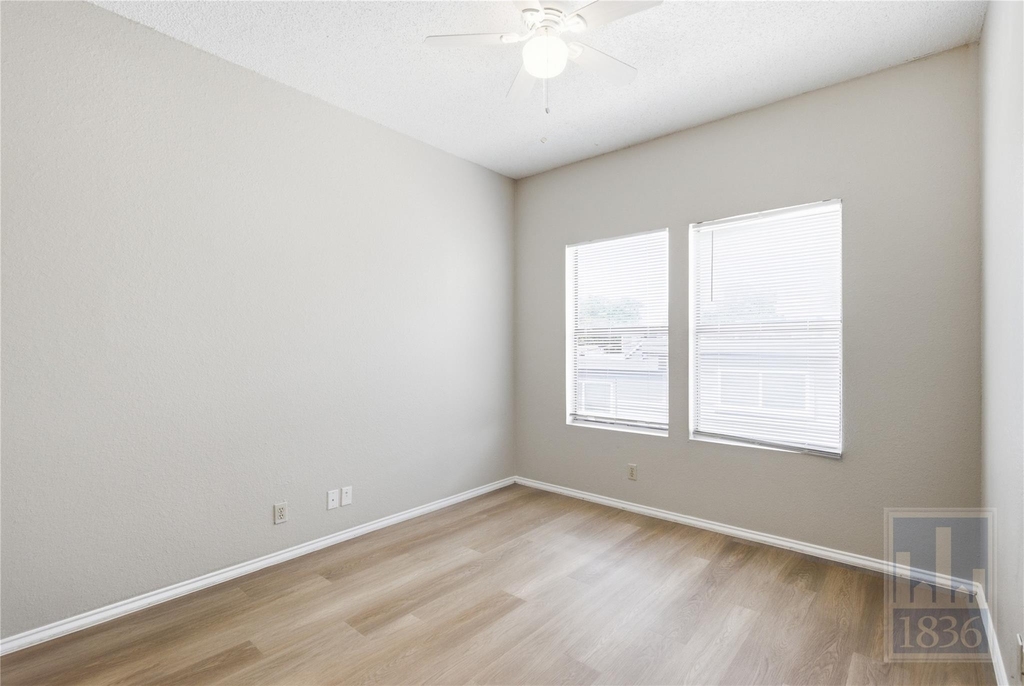 2804 Rio Grande St - Photo 12