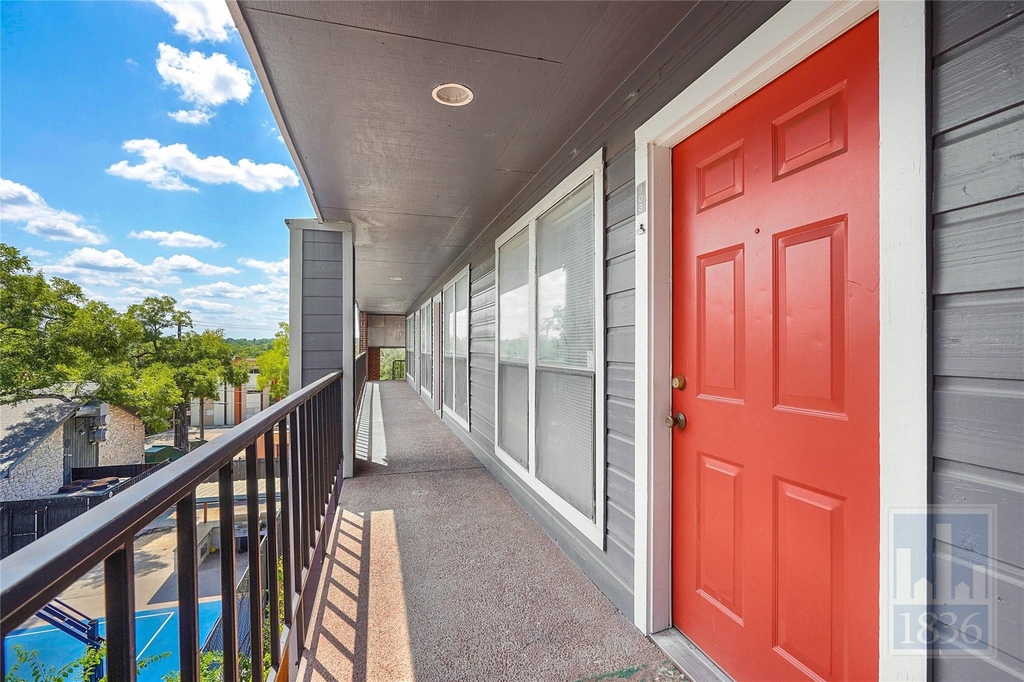2804 Rio Grande St - Photo 0