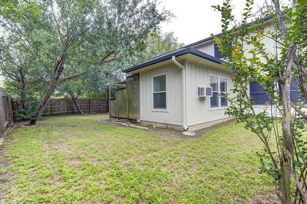 4300 Companeros Way - Photo 31