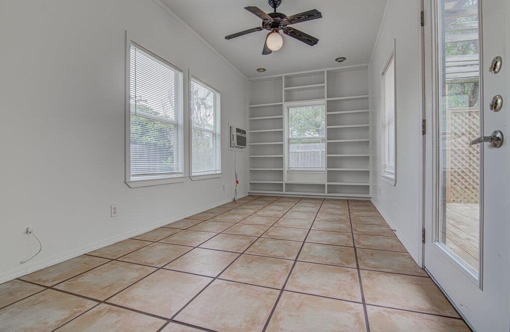4300 Companeros Way - Photo 26