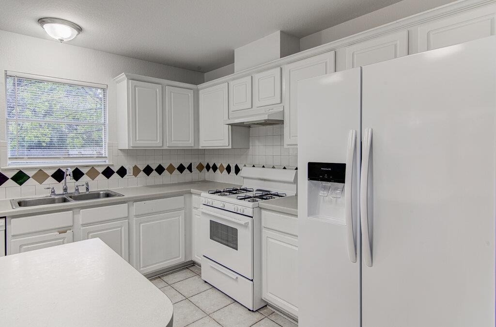4300 Companeros Way - Photo 31