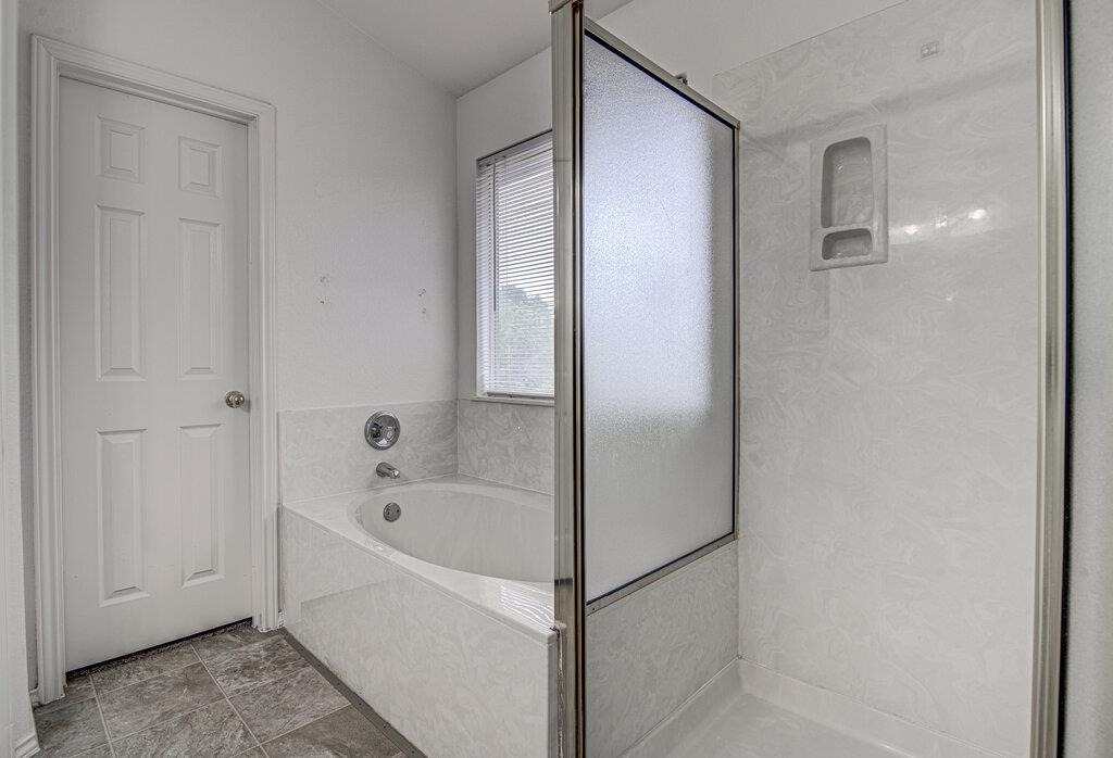 4300 Companeros Way - Photo 24