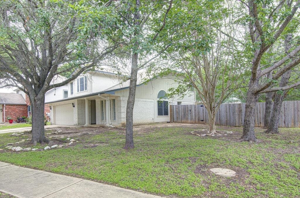 4300 Companeros Way - Photo 2
