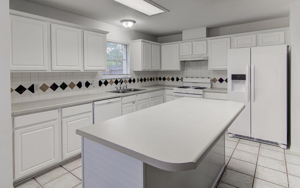 4300 Companeros Way - Photo 30