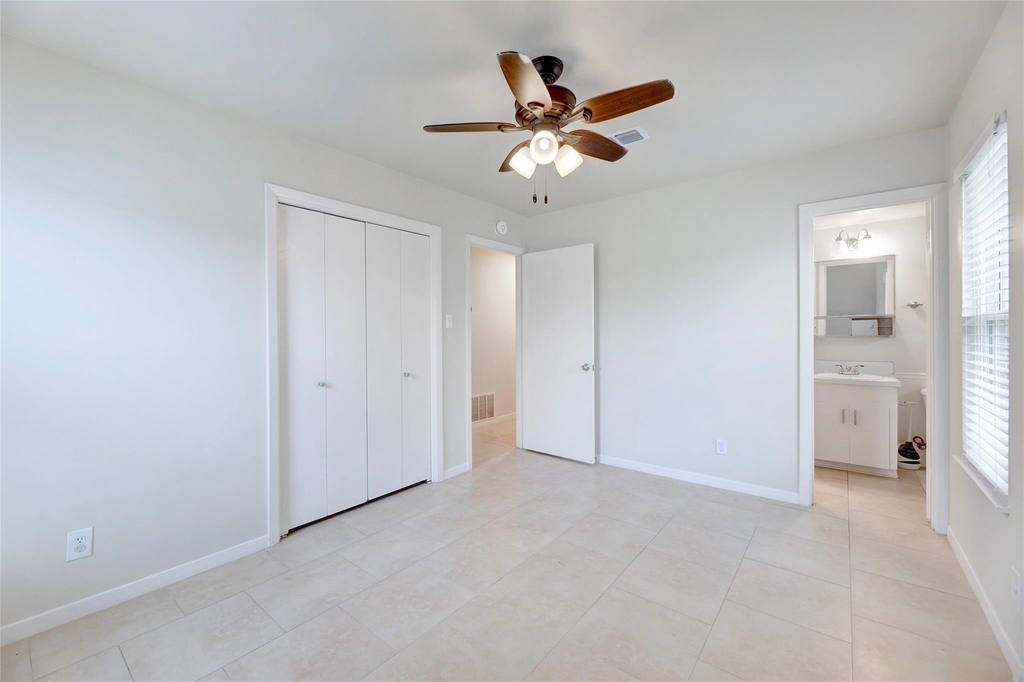 2713 Friar Tuck Ln - Photo 12
