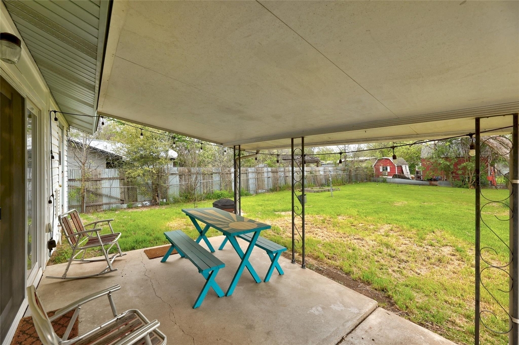 2713 Friar Tuck Ln - Photo 24