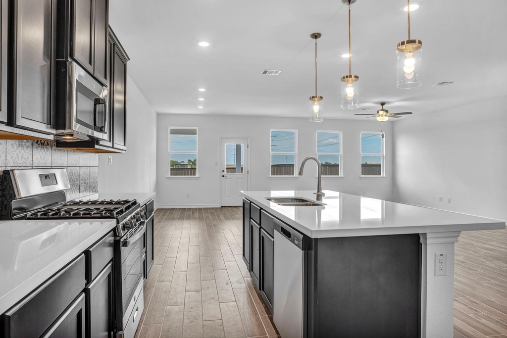 131 Adeline Rd - Photo 15