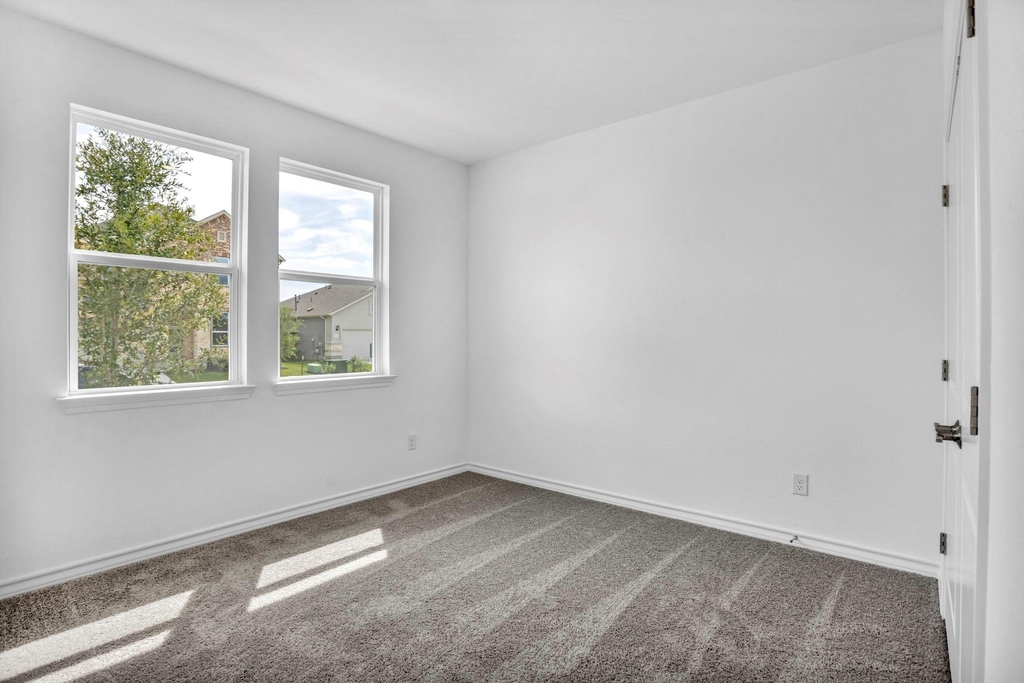 131 Adeline Rd - Photo 6