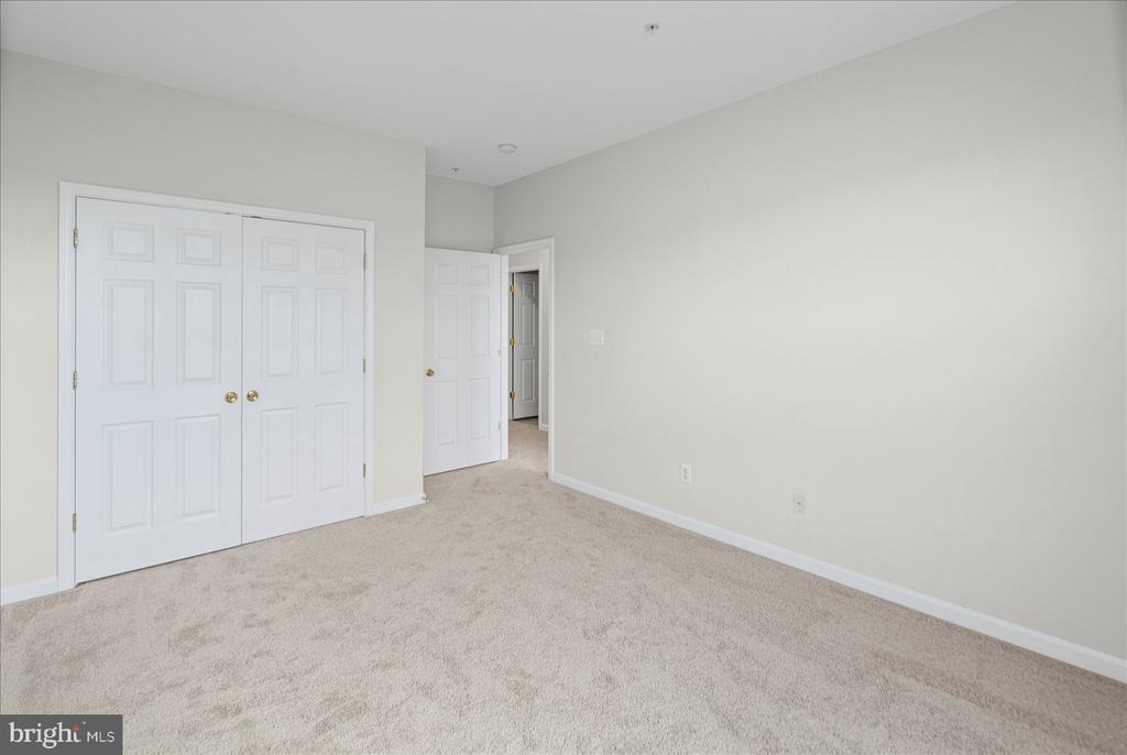 1670 Mohegan Drive - Photo 25