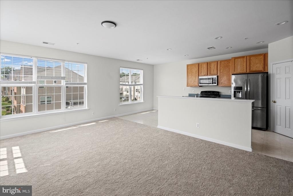 1670 Mohegan Drive - Photo 7