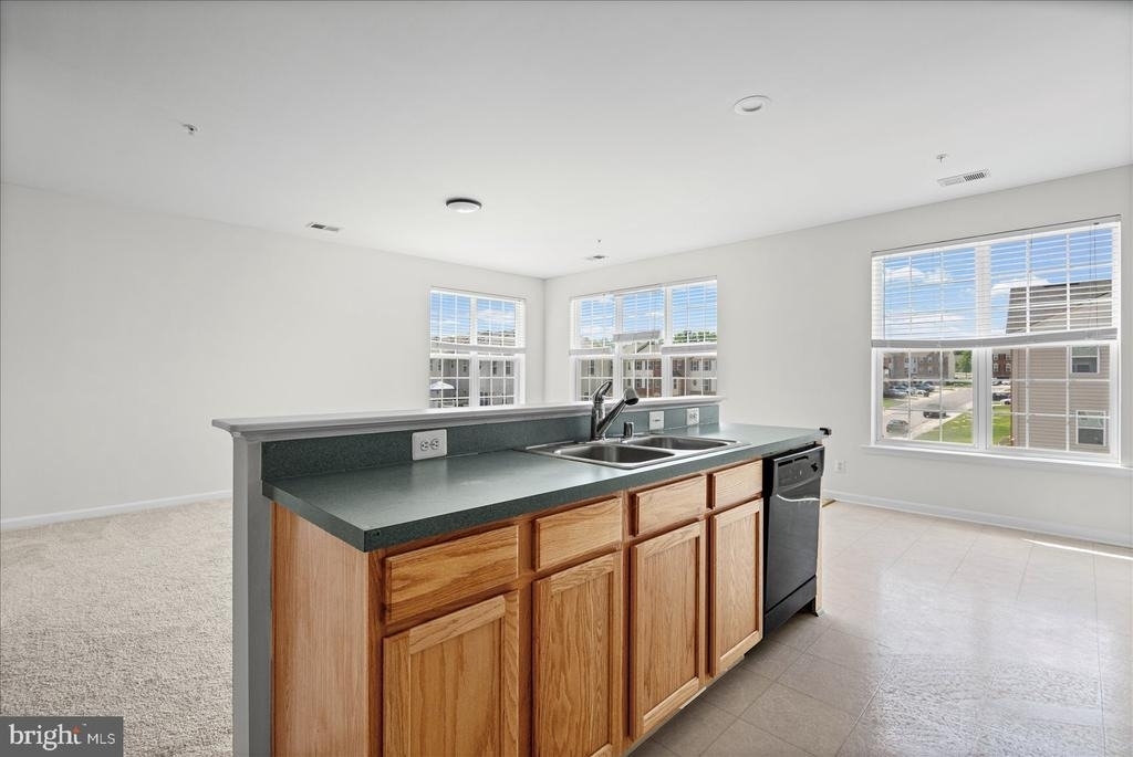 1670 Mohegan Drive - Photo 11