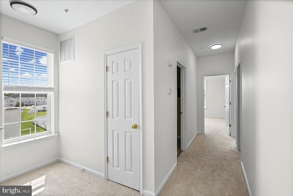 1670 Mohegan Drive - Photo 19