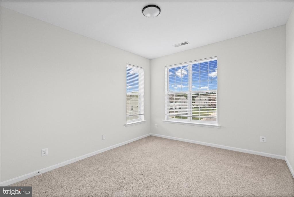 1670 Mohegan Drive - Photo 27
