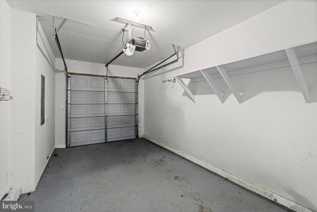 1670 Mohegan Drive - Photo 36