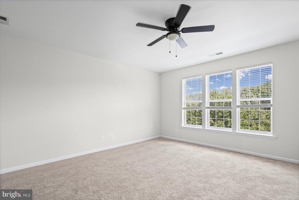 1670 Mohegan Drive - Photo 17