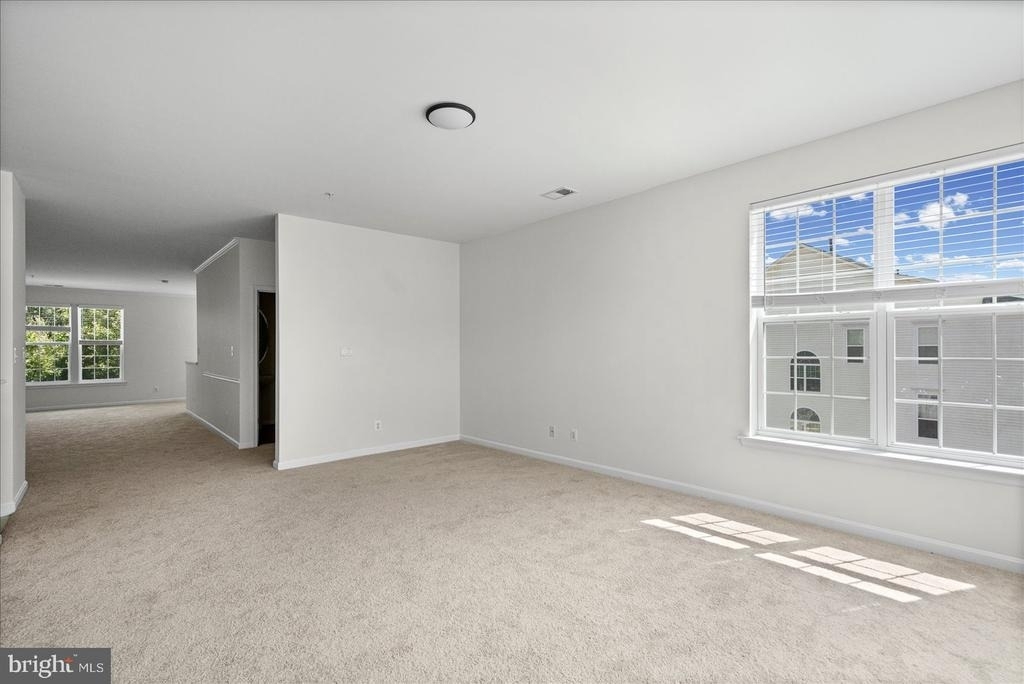 1670 Mohegan Drive - Photo 15