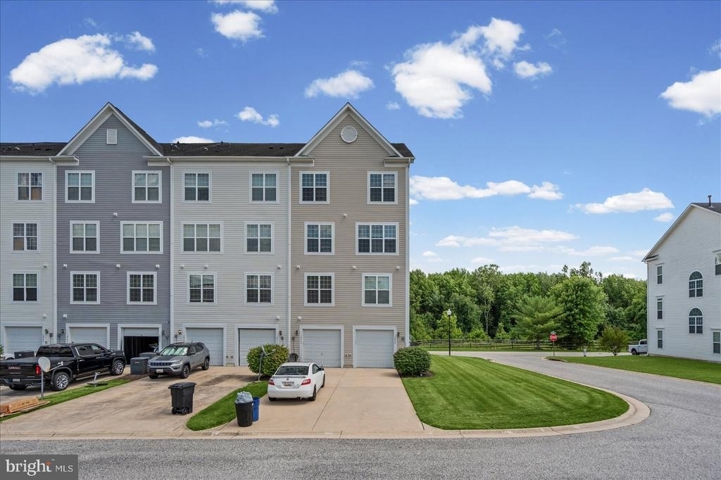1670 Mohegan Drive - Photo 34