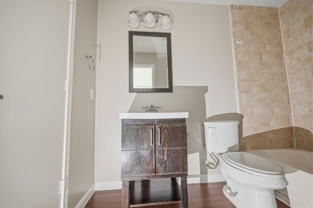 2512 Durwood St - Photo 5