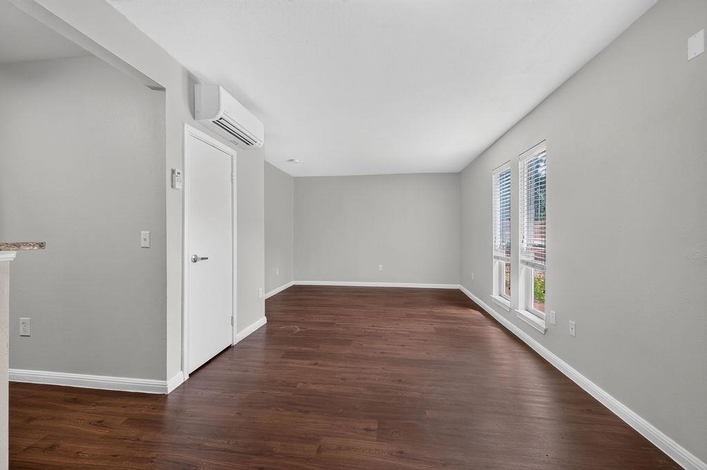 2512 Durwood St - Photo 3