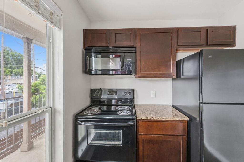2512 Durwood St - Photo 0