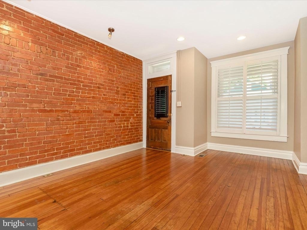 232 Dill Avenue - Photo 24