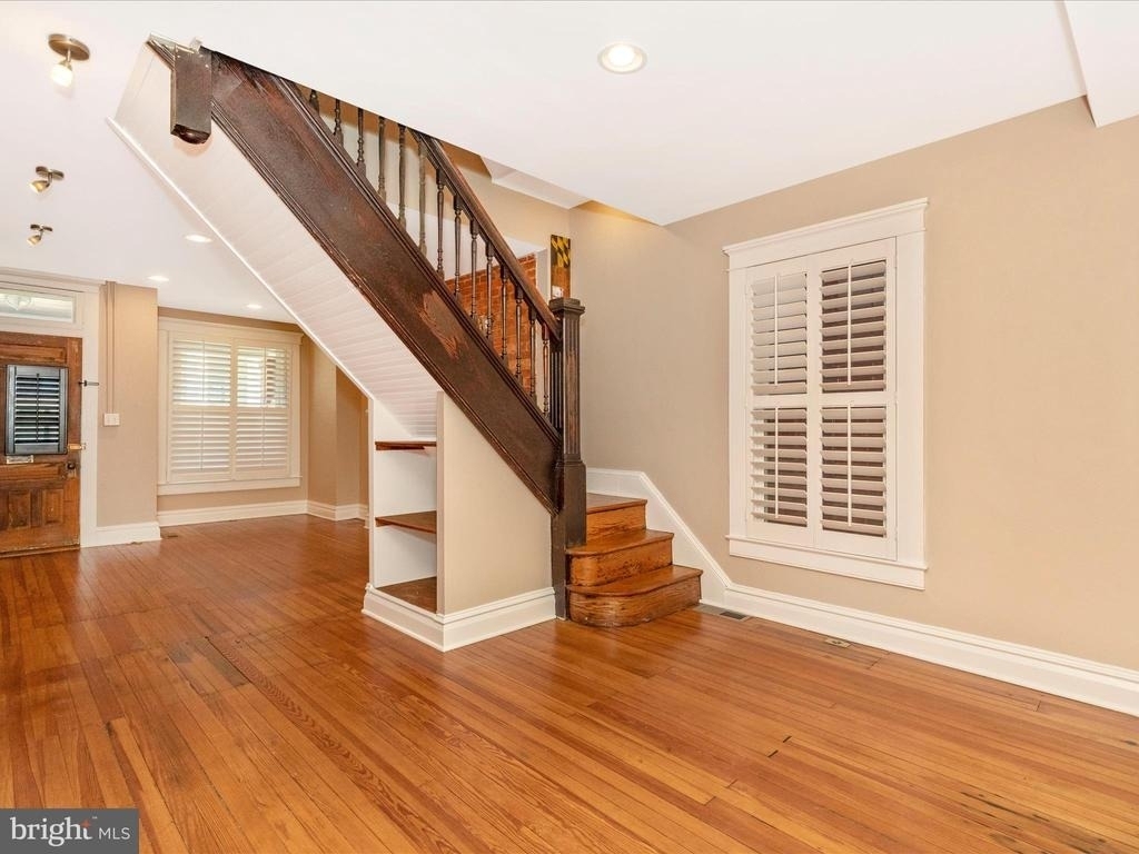 232 Dill Avenue - Photo 32