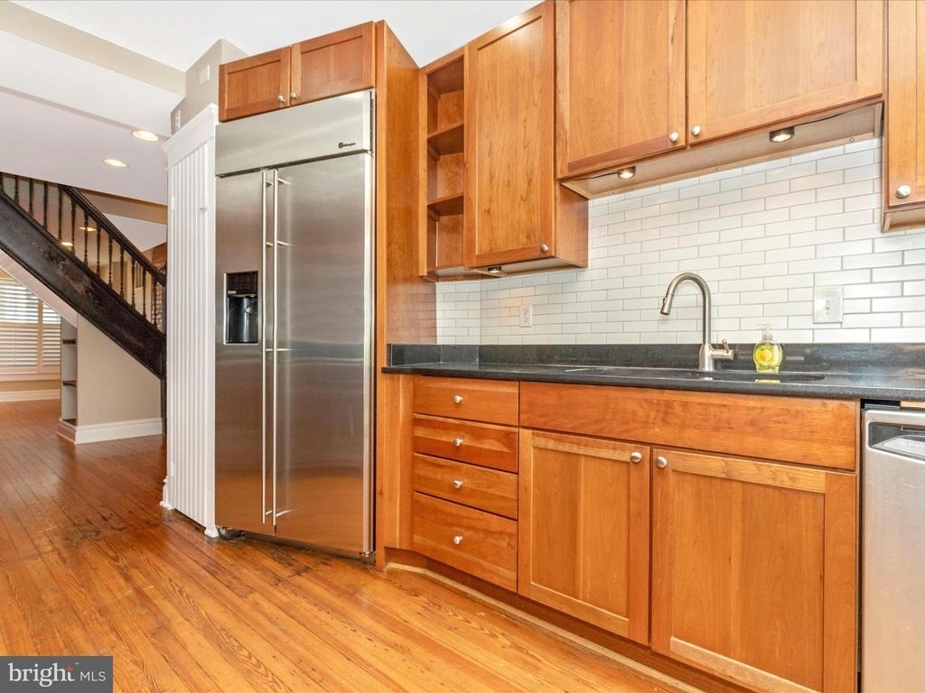 232 Dill Avenue - Photo 14