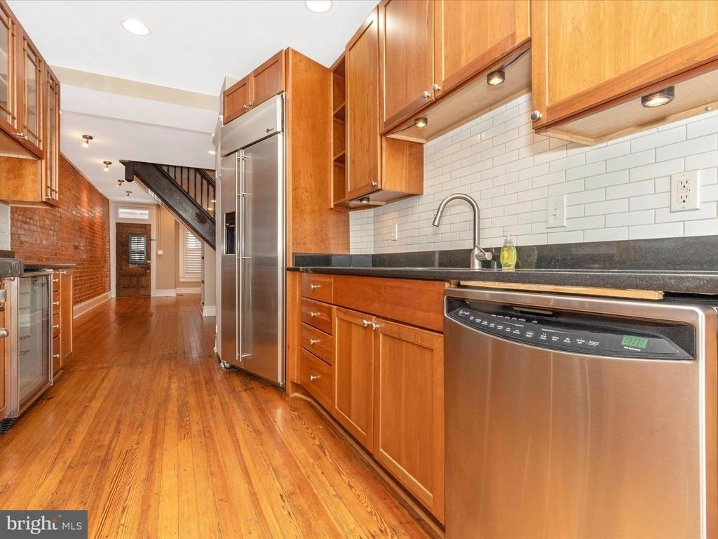 232 Dill Avenue - Photo 21