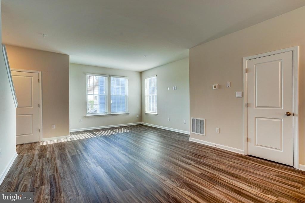 1966 Fauna Drive - Photo 4