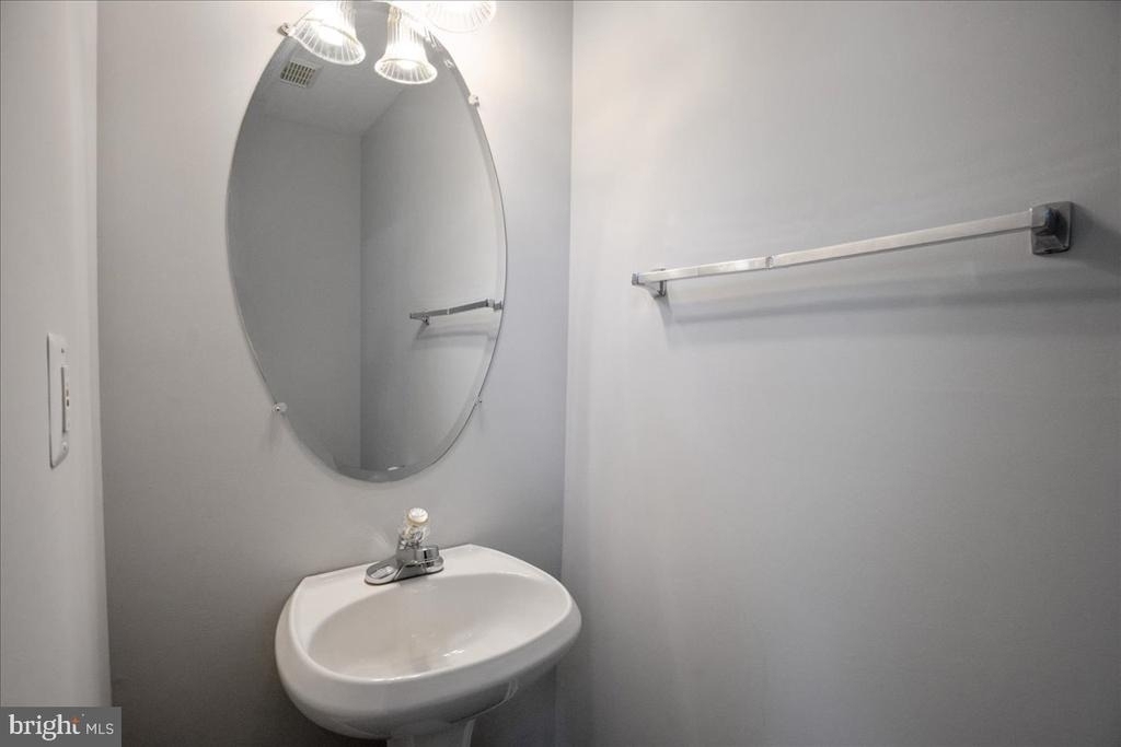 8000 Delores Court - Photo 17
