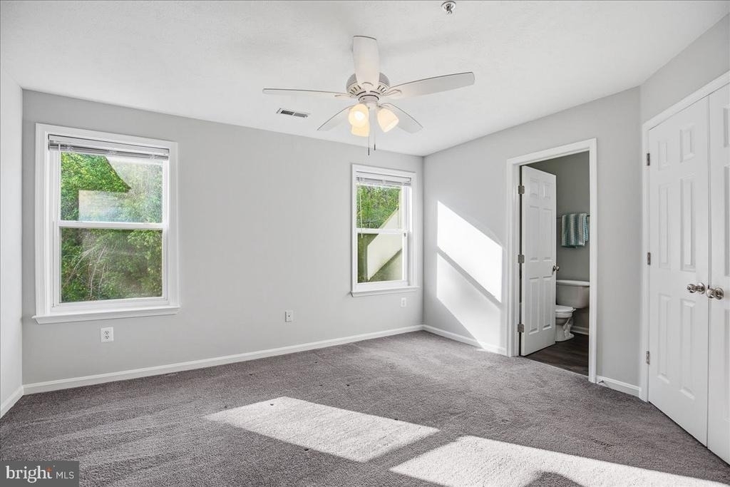 8000 Delores Court - Photo 21
