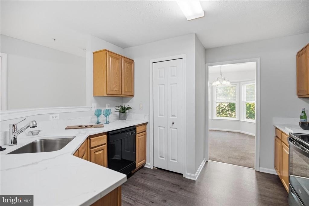 8000 Delores Court - Photo 12
