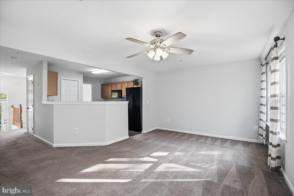 8000 Delores Court - Photo 15