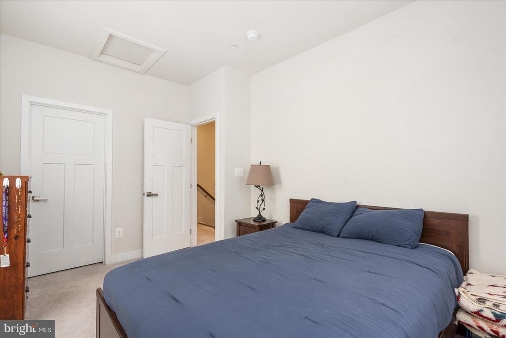 6239 Islington Street - Photo 21