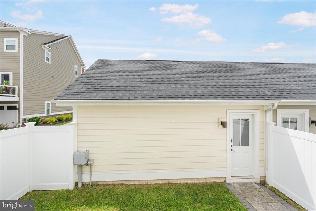 6239 Islington Street - Photo 42