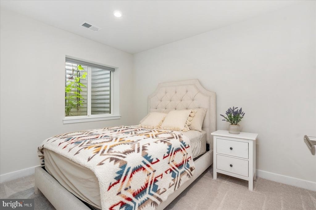 6239 Islington Street - Photo 39