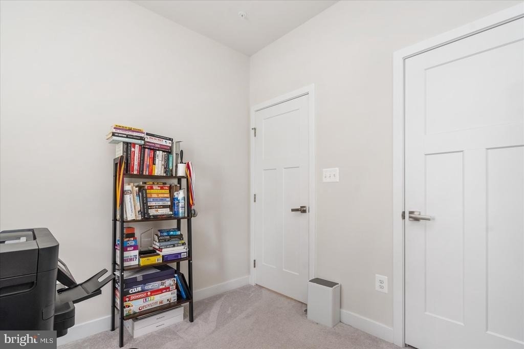 6239 Islington Street - Photo 23