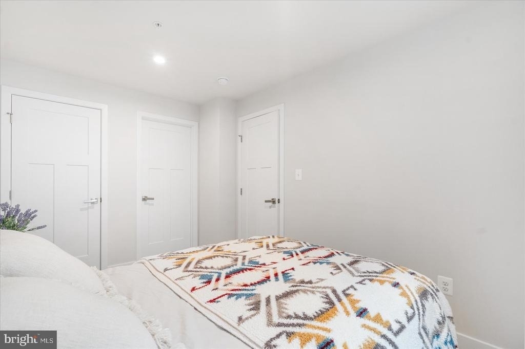 6239 Islington Street - Photo 41