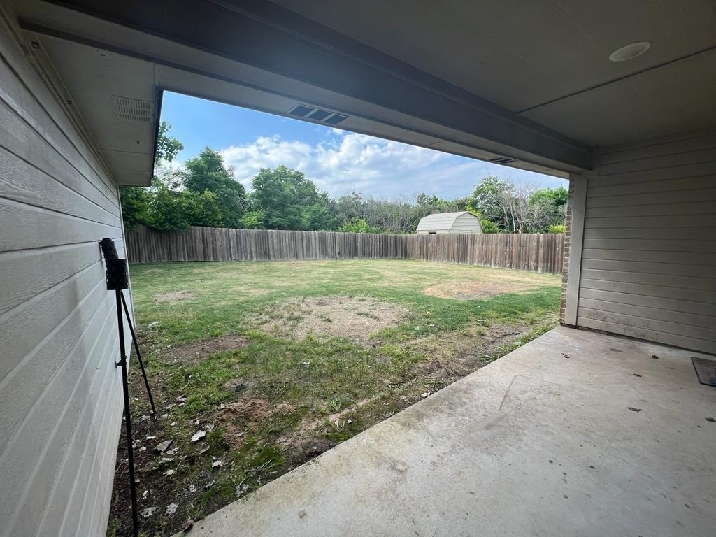 2428 Nolan Creek St - Photo 8