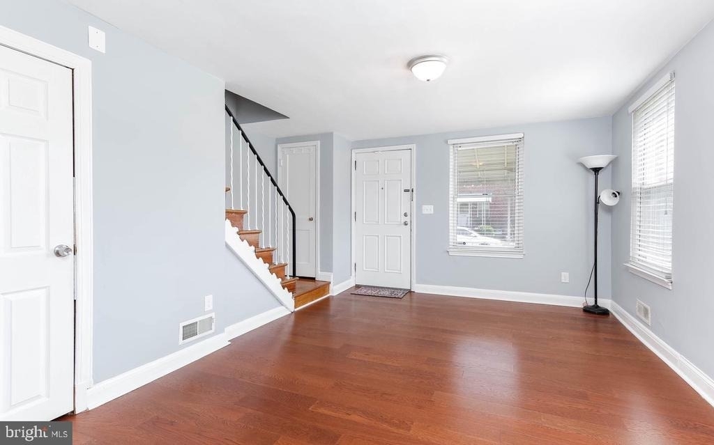 3243 Kentucky Avenue - Photo 10
